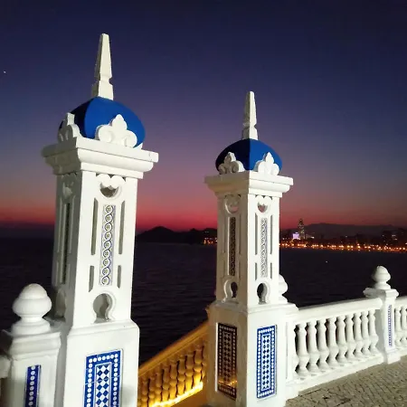 Benidorm Beach בנידורם